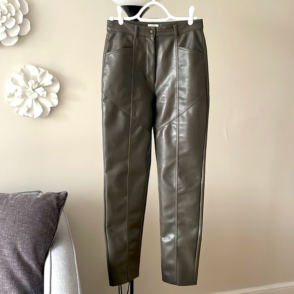 Wilfred Rebel Pant - vegan leather - Picture 4 of 7